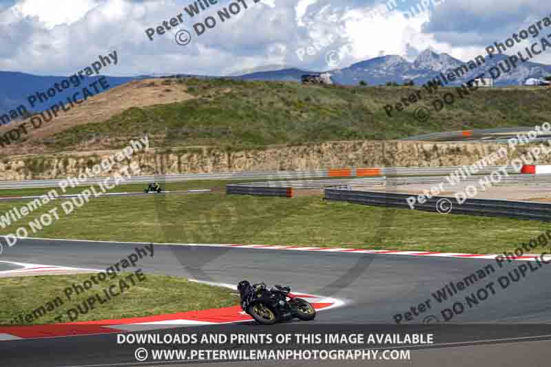 cadwell no limits trackday;cadwell park;cadwell park photographs;cadwell trackday photographs;enduro digital images;event digital images;eventdigitalimages;navarra;no limits trackdays;peter wileman photography;racing digital images;trackday digital images;trackday photos